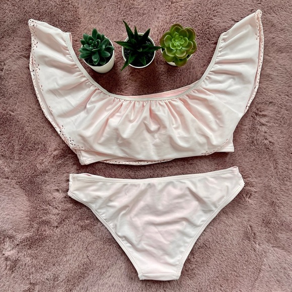 Ardene Off the Shoulder Ruffle Petal Pink Bikini Swim Set (Size Small) - Picture 2 of 4